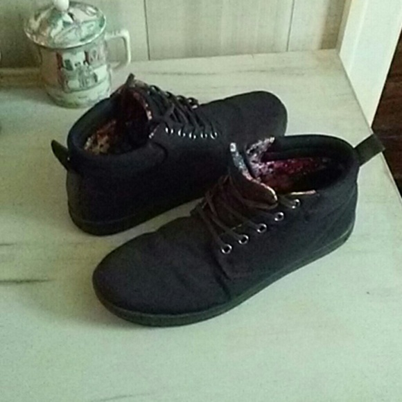 dr martens textile boots